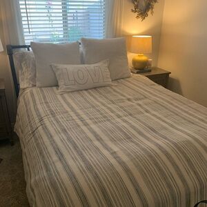 Pottery Barn Gray and White Striped Duvet Cover